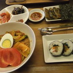 韓国料理とよもぎ蒸しの店 スック - ビビン麺セット(1,280円)