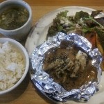 カフェプラスケーキ ククー - 今日のごはん   ハンバーグ