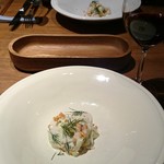 Il Povero Diavolo - 松葉蟹とカリフラワー。おかきがアクセント