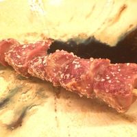 焼き鳥とワイン 萬鳥 祇園店 - 絶妙な塩加減の砂肝
