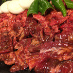 厳選和牛 焼肉 犇屋 天満本店 - 上ロース（880円）×4