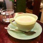 金魚CAFE - デザートセットのホットコーヒー (＋300円) 