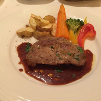 アレーナ・ロッサ - お肉料理