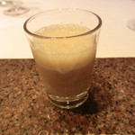 カンテサンス - 3層のオニオンスープ