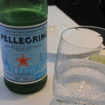 クッチーナ イタリアーナ ガッルーラ - 2015.12　私は飲めないのでサンペリグリノで・・・