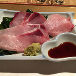 やまき - ブリの刺身