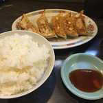 ラーメン大蔵 - 餃子定食（ラーメン＋360円）