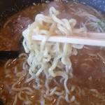 梅風堂 - 麺アップ これが太麺