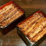 うなぎ 魚政 - 左・天然　右・坂東太郎