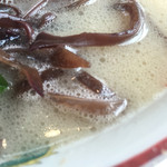 長崎楼 - 2015年12月初旬  スープは乳白色で最近では白っぽい感じ。