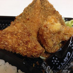 カフェスマイル - アジフライ、一口ひれかつ、カリフラワー