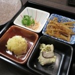 つかふき屋 - ある日のつきだし１