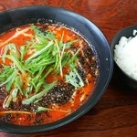 Shiawasehitotsu - 担々麺、まさかの絶品♪