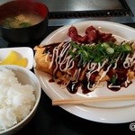 佐用名物ホルモン焼きうどん・こうちゃん - とん平焼き定食