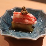 寿しの吉乃 - 茄子に乗せた荘内ズワイガニ  