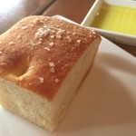 ボッテゴン - １軒目( ´ ▽ ` )ﾉ
      
      フォカッチャ美味しいっ！