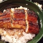 清月 - 清月丼アップ