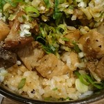 麺屋 正元 - 2015/11 再訪 ：チャーシュー丼をアップ！チャーシューがたくさん、ご飯より多い