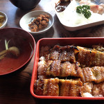 魚信 - うな重（吸い物付）