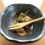 和食六甲 - 沖縄産黒糖蜂蜜わらび餅