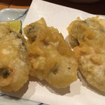 切麦や 甚六 - 牡蠣の天ぷら