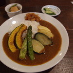 MK cafe' - 野菜カレーのランチ（800円）