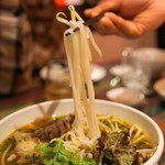 ワン アン ホア セン - 2015.12 牛肉入りのスープ米麺（1,000円）麺リフト