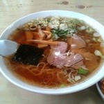 食事処 吉野屋 - 中華そば550円