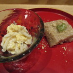 小料理 すず乃 - 白魚と玉子の和え物、胡桃豆腐