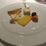 ラ・トルテュ - フロマージュ　モンドール　エポワス　コンテ