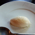 ボッテゴン - 焼きメレンゲのジェラート