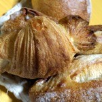 焼き色が綺麗なパンたちです