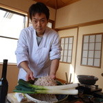 柚木元 - 鍋には北海道の牛蒡と松本一本葱（ご主人の萩原さん）