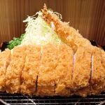 とんかつ いわい - 厚切りロースかつ＋海老フライ