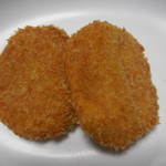 かまた惣菜店 - 肉入コロッケ＠￥50-