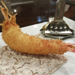 創作串揚 つだ - 足付きの海老フライ