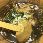 天下一 - 黒こがし醤油ラーメン