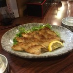 酒楽座 山三 - 鰻燻製