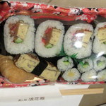 Shimminato Sushi Dokorona Niwazushi - 助六