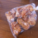 稲毛屋 - から揚げ　100グラム260円
