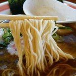 黄昏タンデム - 黄昏醤油そば　麺リフト