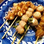 Yakitori Iroha - 左からチーズベーコン、アスパラベーコン、うずらベーコン、豚味噌サガリ
