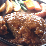 カジュアルレストラン 蘭土 - ハンバーグとドイツソーセージ