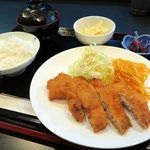 ひだまり亭 - とんかつ定食500円