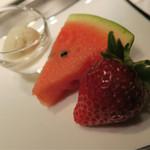 ニューオークラ - デザートはスイカ