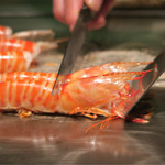 ニューオークラ - 車海老の頭を手際よく