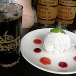 カフェ・セレージャ - ケーキとコーヒー