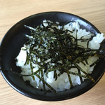 てーる10 - ご飯もラーメンに付くよ。