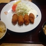 大かまど飯　寅福 - 牡蠣フライ