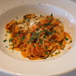 アンビグラム - Primi ー モンサンミシェルのムール貝とトマトのスパゲッティーニ